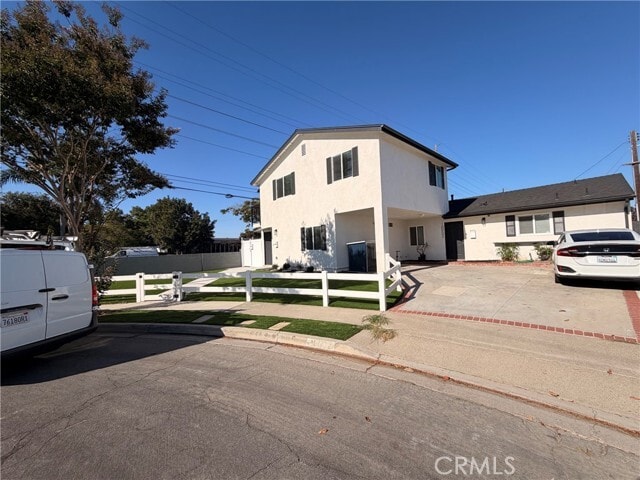 10004 St Stephen Cir