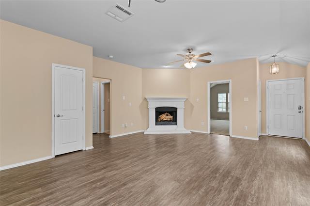 Photo - 1313 Honeywood Ln