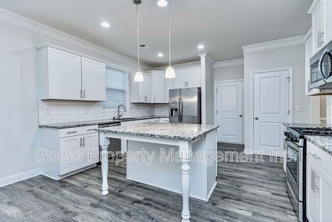 110 Northwild Dr