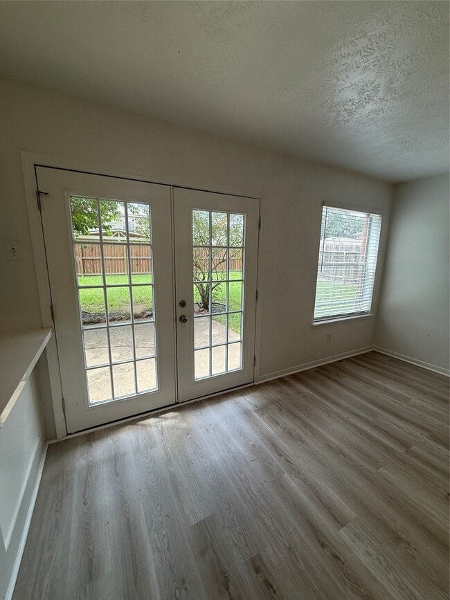 Photo - 17011 Macleish Dr