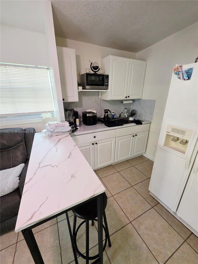 Photo - 2951 NW 154th Terrace Unidad 2