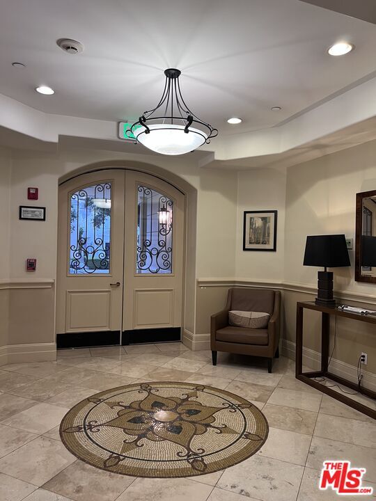 Photo - 137 S Spalding Dr Unit 402