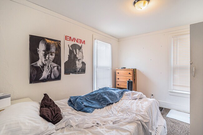 Photo - 428 S Division St Unidad 2