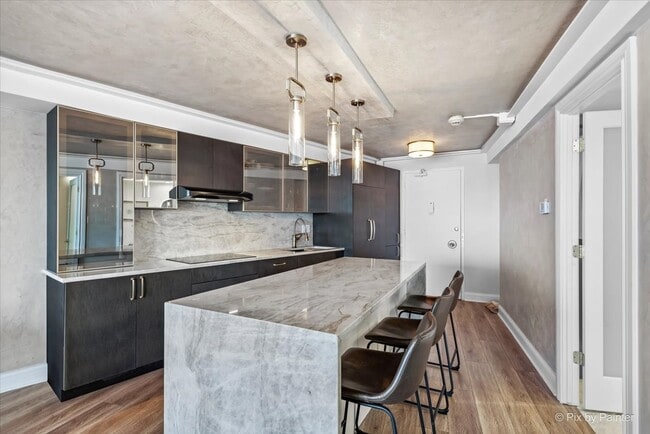 Photo - 300 N State St Unit 5817
