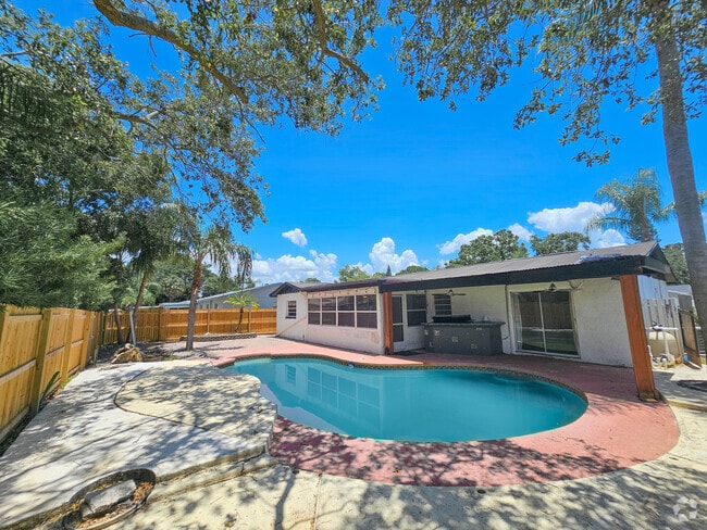 Building Photo - 608 Tangerine Ave Rental