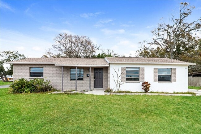 Building Photo - 2740 38th St S