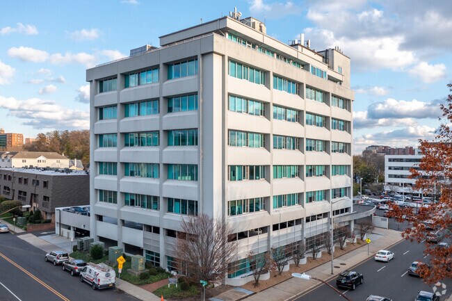 Photo - The Metropolitan