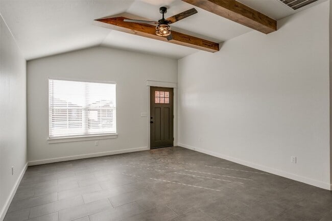 Photo - Beautiful 3 Bedroom in Norman