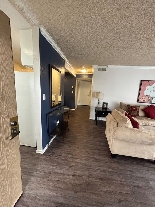 Photo - 104 Brookstone Apartments