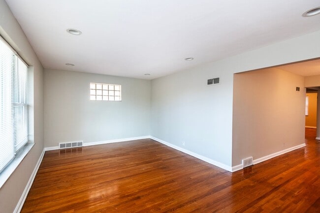 Photo - 6209 Loran Ave Unit 6209 A