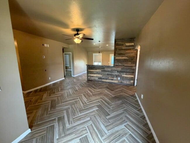 Photo - Adorable OKC home with 3 bed, 2 bath, 2 car garage in Mustang Schools!