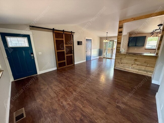 Photo - Single-Level 3 BR in NE Bend with large fully-fenced yard
