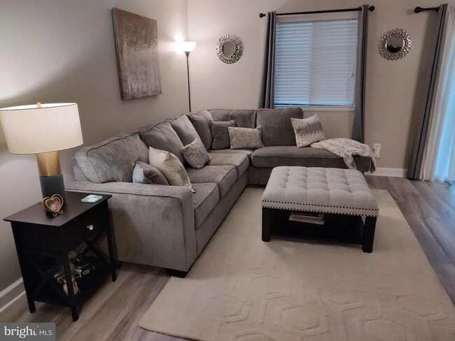 502 Cypress Point Cir