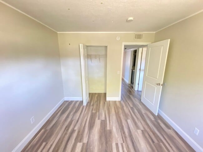 Photo - 605 Northlake Blvd Unidad 92