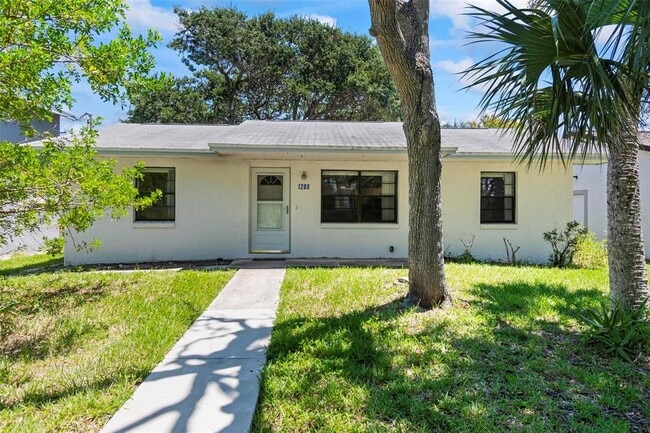 Building Photo - 1205 S Flagler Ave Rental
