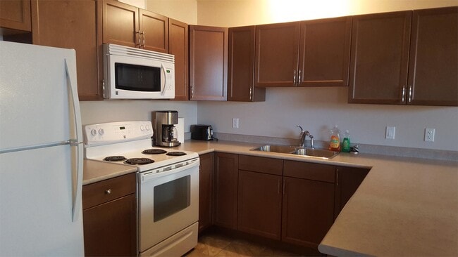 Photo - 4501-4543 43 St Unit 7