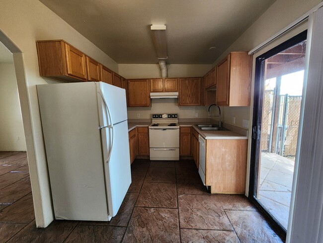 Photo - 3118 E Blacklidge Dr Unidad #06