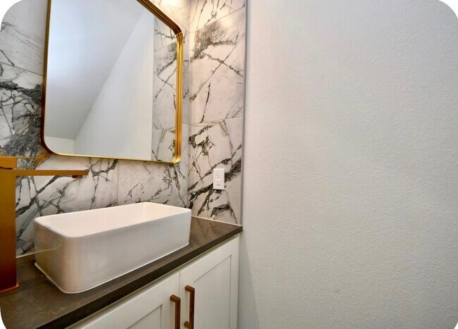 Photo - 8665 Duane St Unit B
