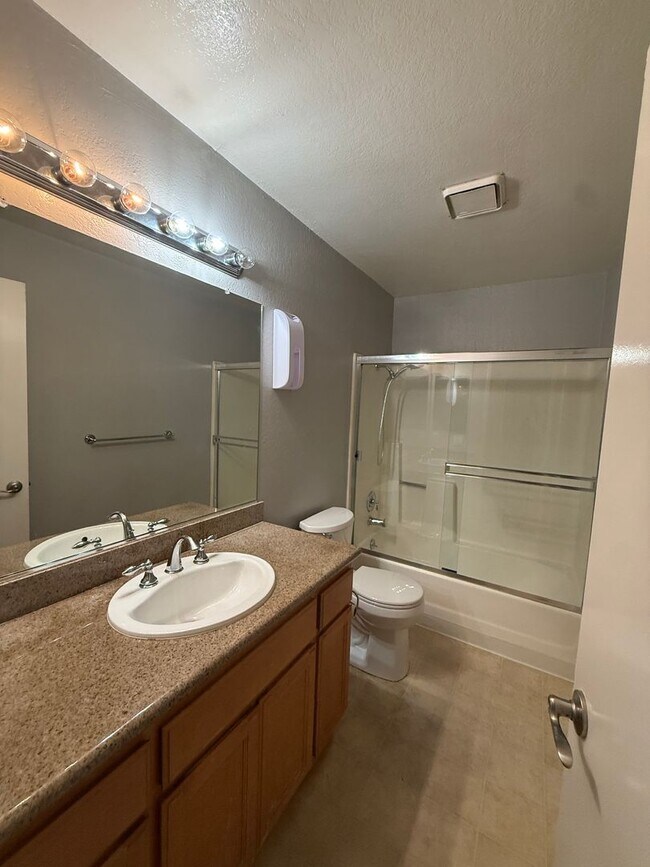 2915 N Texas St Unit 153
