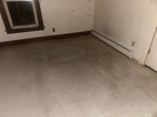 Photo - 60 E Broadway Unit 1