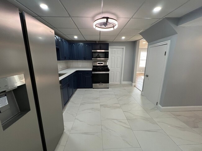 Photo - 452 Salem St