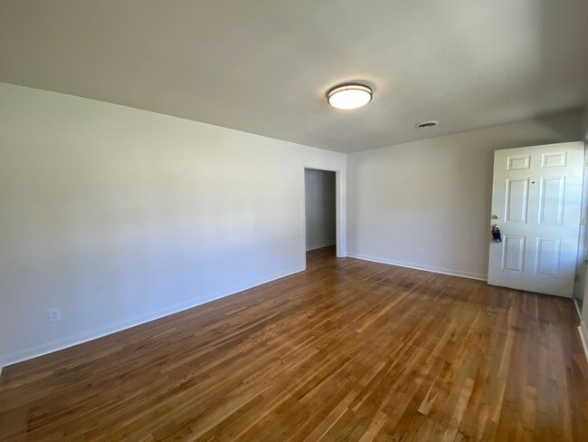 Photo - 3bed/2bath home on a HUGE FENCED LOT!!!!!!!!