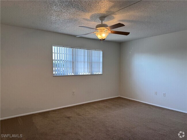 Building Photo - 1057 Southdale Rd Rental