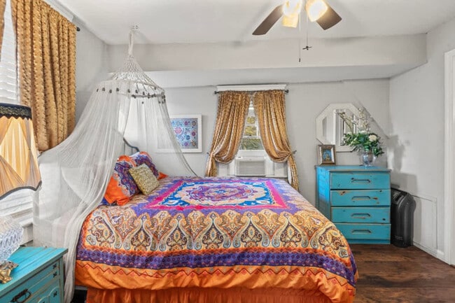 2737 College St Unit SI ID1578528P