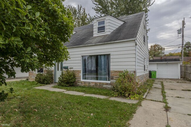 Photo - 4 br, 1 bath House - 26470 Drakefield Avenue