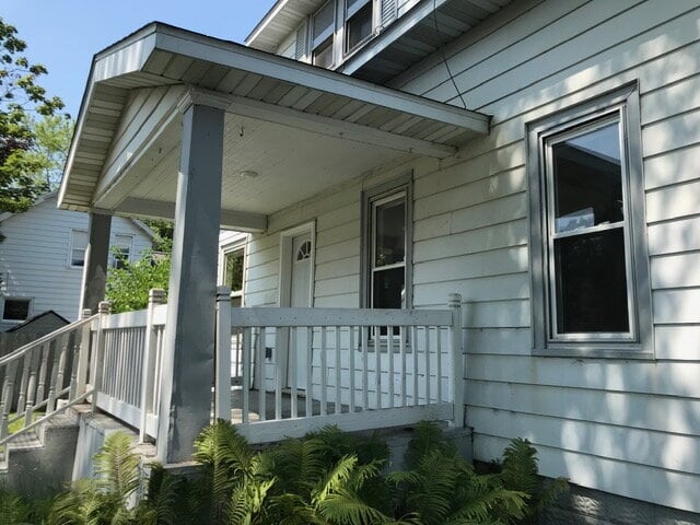 Photo - 3 Bedroom Home with Bonus Room - Available September 1st