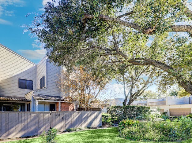 Photo - 1617 S Kirkwood Rd