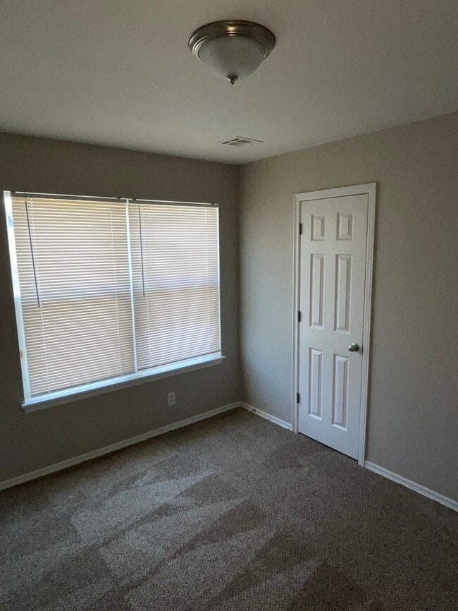 Photo - 10702 N 146th E Ave