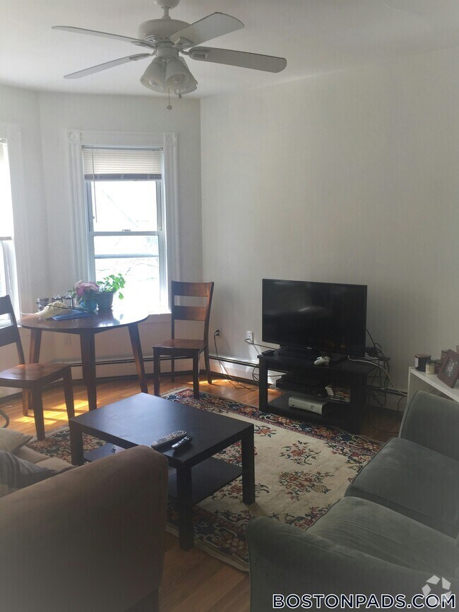 Building Photo - 10 Oakview Terrace Rental