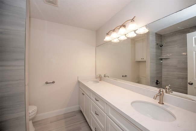 Photo - 11406 Sagewind Dr