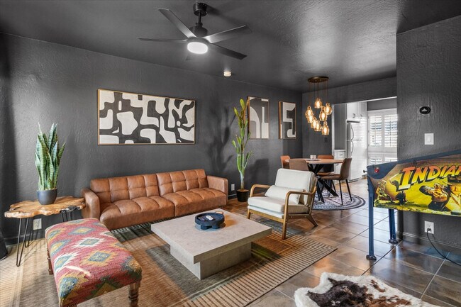 4620 N 68th St Unidad SI ID1540150P