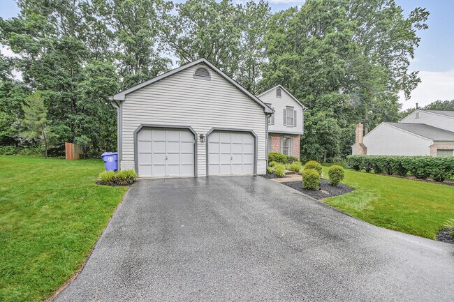 Photo - 18420 Shady View Ln