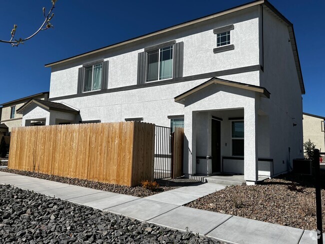 Building Photo - Furnished Rent in South Reno Rental