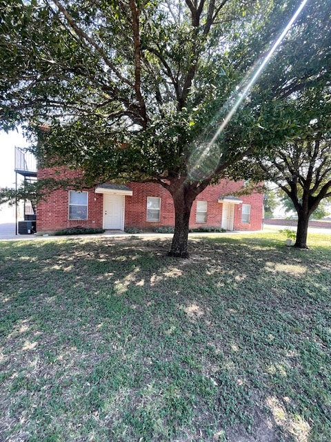 Building Photo - 2332 Breezy Dr Rental