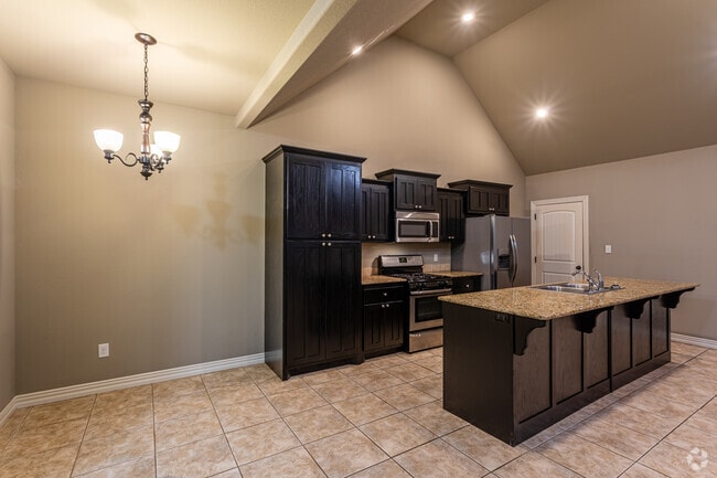 3BR, 2BA - 1300-1700 SF - Willowbrook Duplexes