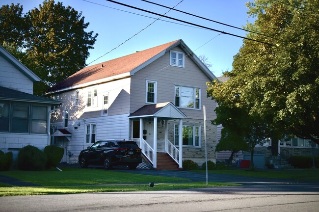 Building Photo - 225 Wilmore Pl Rental