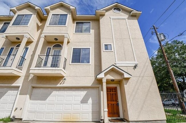 Photo - 4314 Koehler St