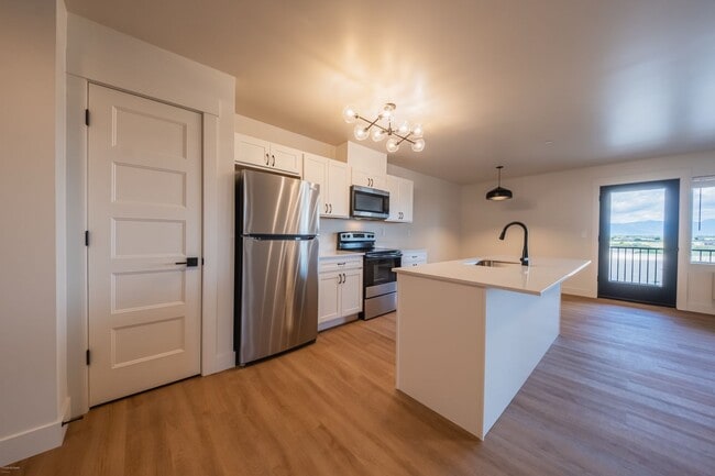Photo - Jumbo 2 bed 2 bath Modern Apartment - 1323 sqft Unit 206