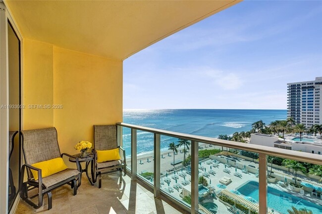 Building Photo - 2501 S Ocean Dr Unit 914 (available)