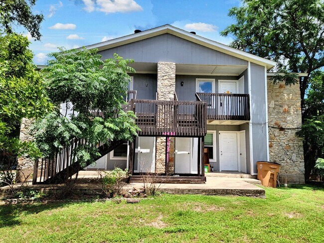 Building Photo - 4431 Whispering Valley Dr Unit D Rental