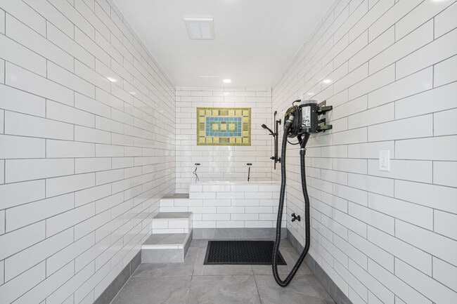 Photo - Hidden Creek