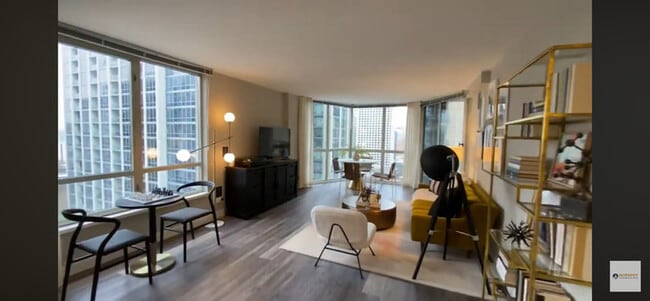 Photo - 40 E Delaware Pl Unit 12F