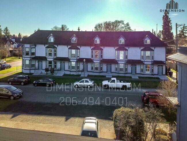 Miranda Apartments
