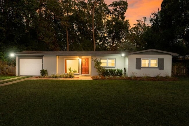 Photo - 3 Bed / 2 Bath in Levy Park