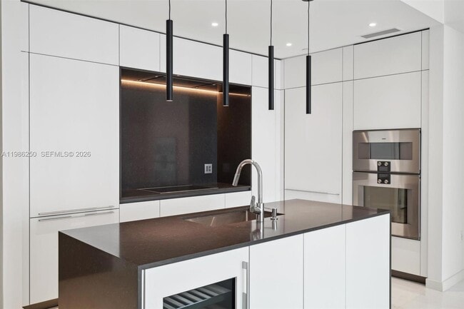 Photo - 300 Biscayne Blvd Way Unidad 3805W