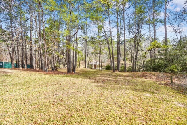 Building Photo - 22 Twinstone Cir